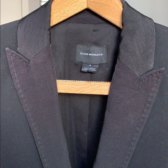 Club Monaco Tuxedo-style Blazer - Picture 3 of 10